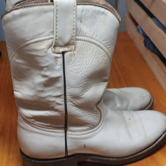 Cowboy boots size 6 - Picture 2 of 14